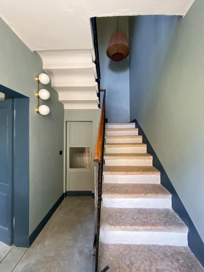 Maison B